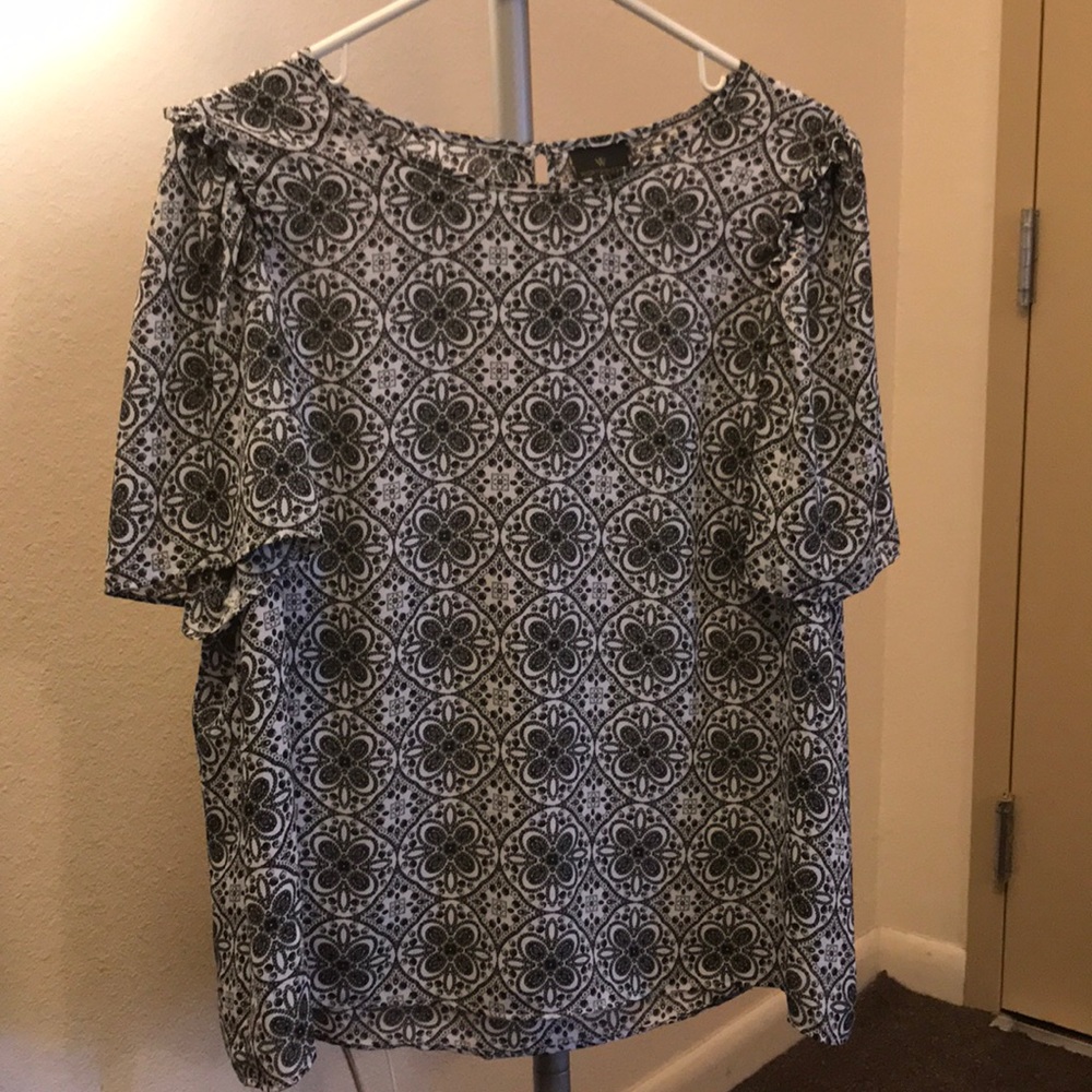 Worthington Women’s Blouse excellent condition